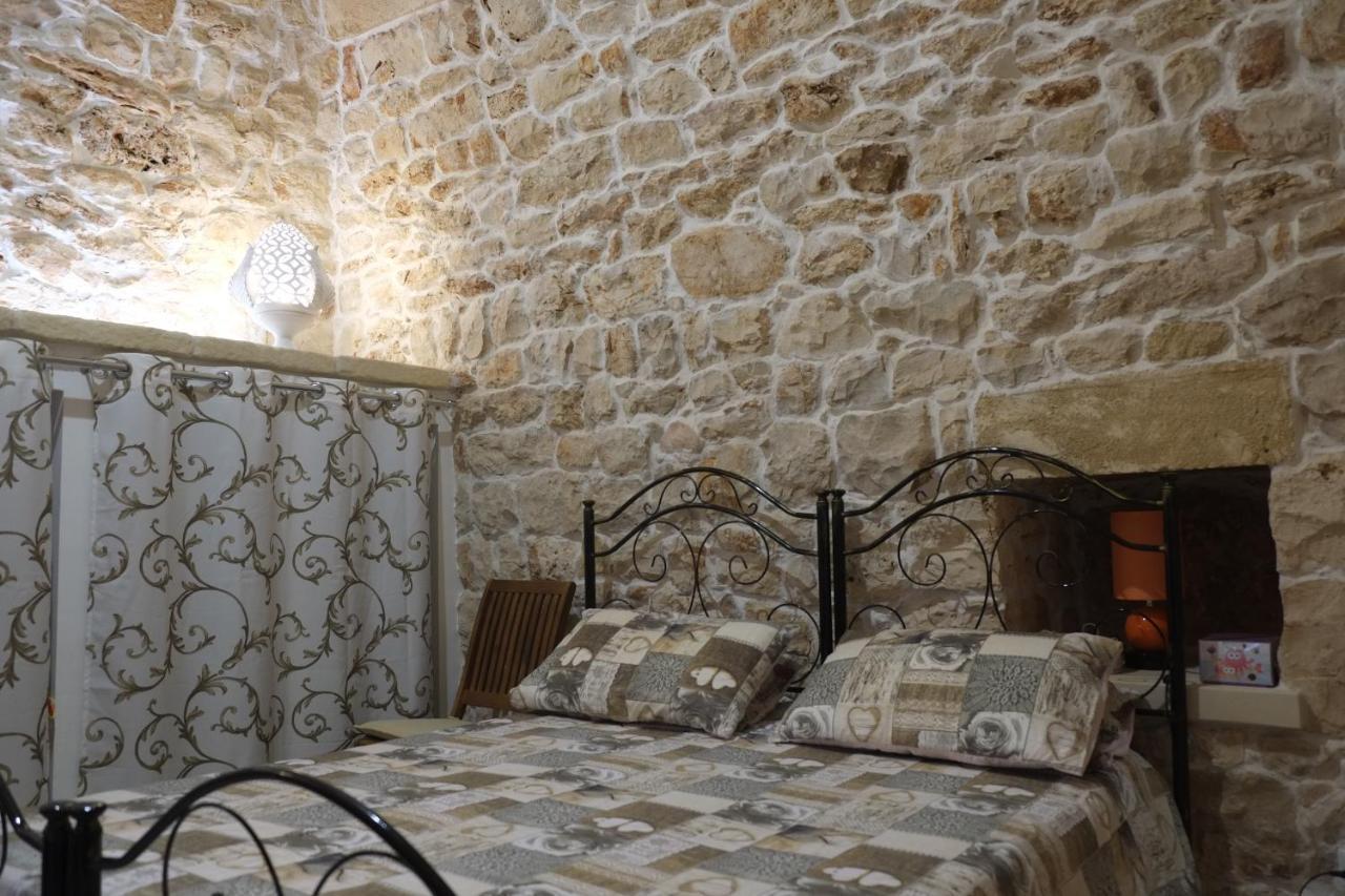 I Caseddhi di Santo e Totò Torre Suda Esterno foto